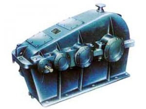 ZS、ZSH三級(jí)齒輪減速機(jī)